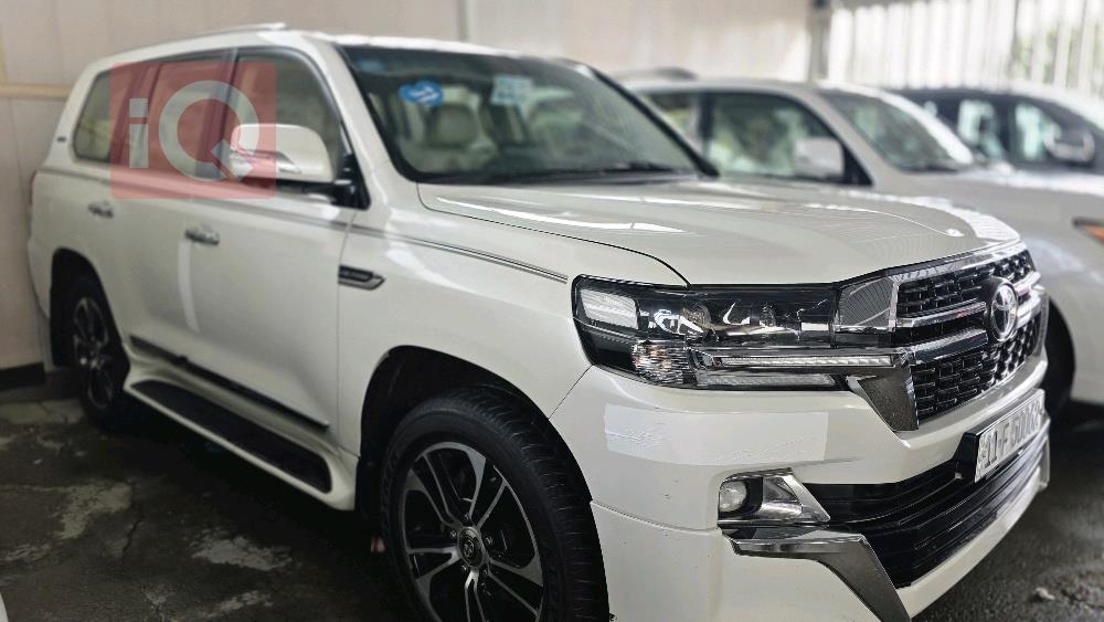 تويوتا لاندكروزر